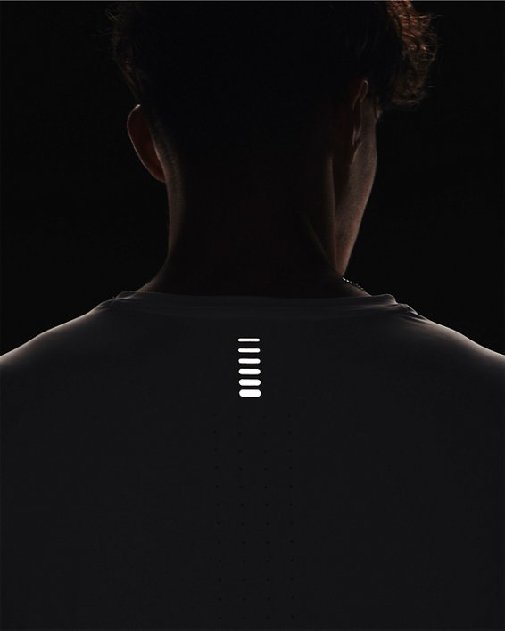 Men's UA Iso-Chill Laser Heat Short Sleeve, White, pdpMainDesktop image number 5